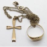 9ct gold signet ring and a 9ct gold cross on a 9ct gold chain, combined 6.3g. P&P Group 1 (£14+VAT