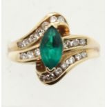 Contemporary American 10ct gold green agate and diamond ring, size Q, 4.5g. P&P Group 1 (£14+VAT for