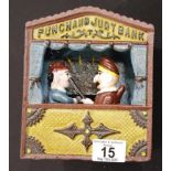 Cast iron Punch & Judy moneybox H: 18 cm. P&P Group 2 (£18+VAT for the first lot and £2+VAT for