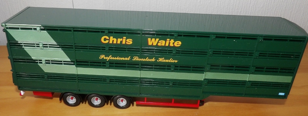 Corgi 1.50 scale Chris Waite livestock trailer P&P group 2 (£20 for the first item and £2.50 for