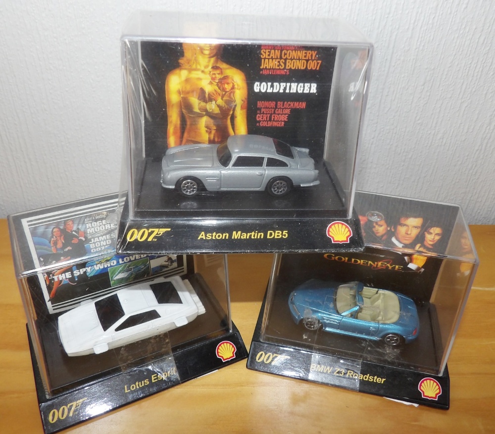 Three miniature James Bond cars P&P group 1 (£16 for the first item and £1.50 for subsequent items)