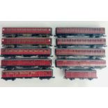 10x N Gauge Assorted Passenger Coaches - All Unboxed P&P group 2 (£20 for the first item and £2.50