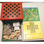 Wooden games compendium including Chess and two metal coaches. P&P Group 2 (£18+VAT for the first