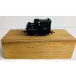 Model Rail OO Gauge Sentinel Loco in Wooden Box. P&P Group 2 (£18+VAT for the first lot and £2+VAT