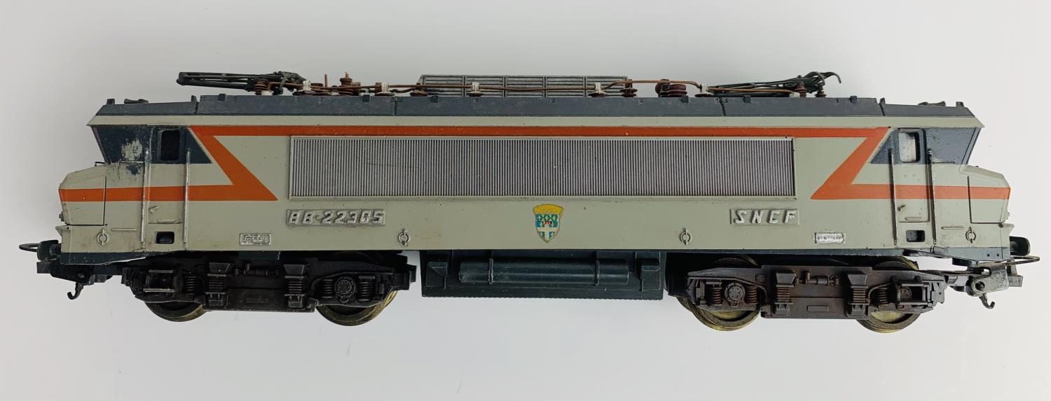 Lima HO Scale SNCF BB 22305 Electric Loco - Unboxed. P&P Group 1 (£14+VAT for the first lot and £1+