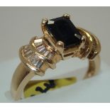 14ct gold, fancy sapphire and diamond ring size M. P&P group 1 (£16 for the first item and £1.50 for