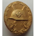 German WWII style Wound badge in gold. P&P Group 1 (£14+VAT for the first lot and £1+VAT for