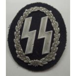 WWII type Waffen SS badge. P&P Group 1 (£14+VAT for the first lot and £1+VAT for subsequent lots)