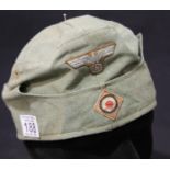 German WWII style field cap. P&P Group 2 (£18+VAT for the first lot and £2+VAT for subsequent lots)