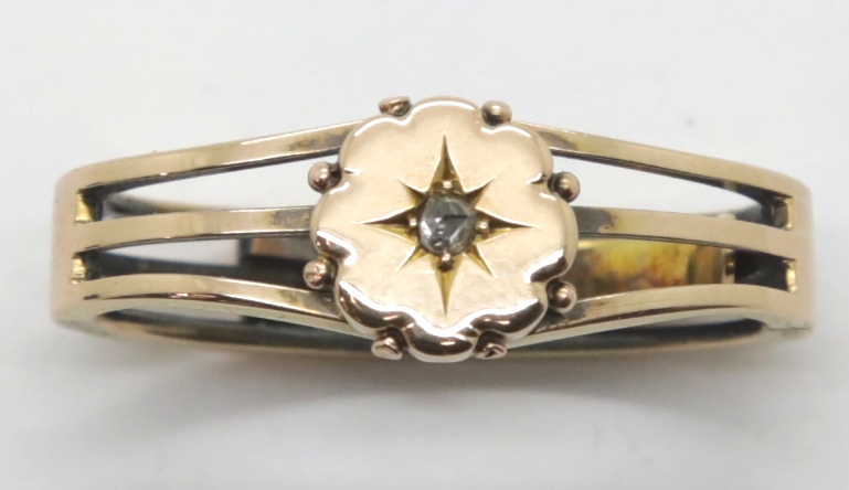 Victorian gold scarf ring, diamond set and presumed 15ct gold. P&P Group 1 (£14+VAT for the first