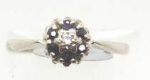 18ct white gold sapphire and diamond cluster ring, size M, 3.2g. P&P Group 1 (£14+VAT for the - Image 4 of 4