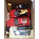 Box of mixed die cast model vehicles. This lot is not available for in-house P&P, please contact the