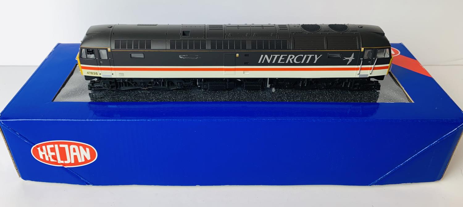 Heljan OO Gauge Class 47 835 Intercity Swallow Livery (Re-Numbered) - With Instructions & Boxed. P&P