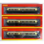 3x Hornby OO Gauge R4683 GWR Collett Coaches - New Ex Shop Stock. P&P Group 2 (£18+VAT for the first