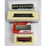 3x Assorted N Gauge Coaches - Including N Gauge Society Stove R LMS Crimson 32975. P&P Group 1 (£