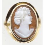 Ladies oval 18 mm cameo ring, size L, 3.9g. P&P Group 1 (£14+VAT for the first lot and £1+VAT for