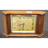 Large Elliott mahogany cased mechanical mantel clock, 32 x 20 cm. P&P Group 2 (£18+VAT for the first