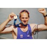 Sir Steve Redgrave signed Sydney Olympics Gold photograph, 25 x 20 cm, with COA from Chaucer