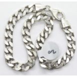 Gents silver curb bracelet. P&P Group 1 (£14+VAT for the first lot and £1+VAT for subsequent lots)