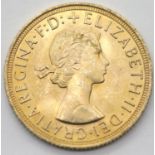 Elizabeth II 1958 full sovereign. P&P Group 1 (£14+VAT for the first lot and £1+VAT for subsequent