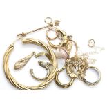 Mixed 9ct gold jewellery, mainly scrap 11.1g. P&P Group 1 (£14+VAT for the first lot and £1+VAT