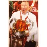 Alex Ferguson signed photograph, 35 x 20 cm, with CoA from Chaucer Auctions. P&P Group 2 (£18+VAT