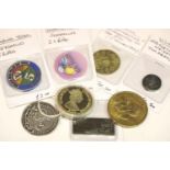 Mixed world coins and tokens. P&P Group 1 (£14+VAT for the first lot and £1+VAT for subsequent lots)