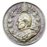 Large Polish style religious medal for Pope Pius X1, D: 55 mm. P&P Group 1 (£14+VAT for the first