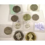Mixed UK and world coins. P&P Group 1 (£14+VAT for the first lot and £1+VAT for subsequent lots)