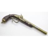 Good quality cast metal miniature 19thC duelling pistol, L: 14 cm. P&P Group 1 (£14+VAT for the