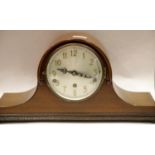 Westminster chiming mahogany cased clock, H: 23 cm. P&P Group 3 (£25+VAT for the first lot and £5+