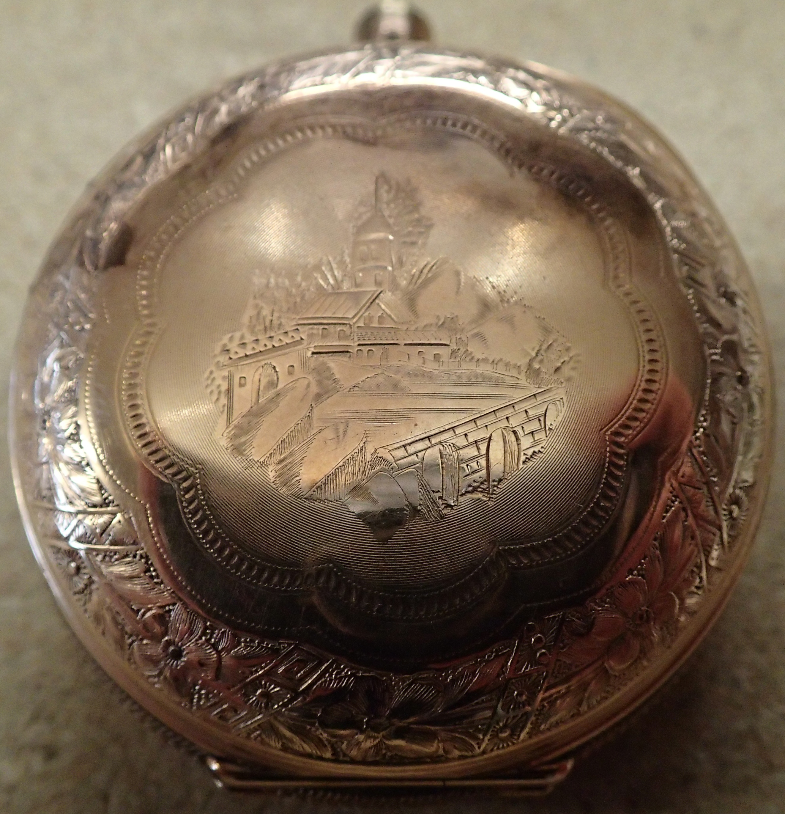 Antique yellow metal engraved pocket watch case, D: 53 mm. 47.4g P&P Group 1 (£14+VAT for the - Image 4 of 5