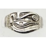 925 Silver ornate design ring, size P. P&P Group 1 (£14+VAT for the first lot and £1+VAT for