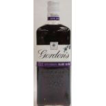 Bottle of Gordons Sloe gin 70cl. P&P Group 2 (£18+VAT for the first lot and £2+VAT for subsequent