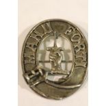 Hallmarked silver badge for the Mackay clan, H: 40 mm. P&P Group 1 (£14+VAT for the first lot and £