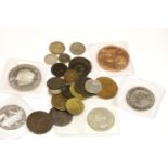 Small box of mixed worldwide coins. P&P Group 1 (£14+VAT for the first lot and £1+VAT for subsequent