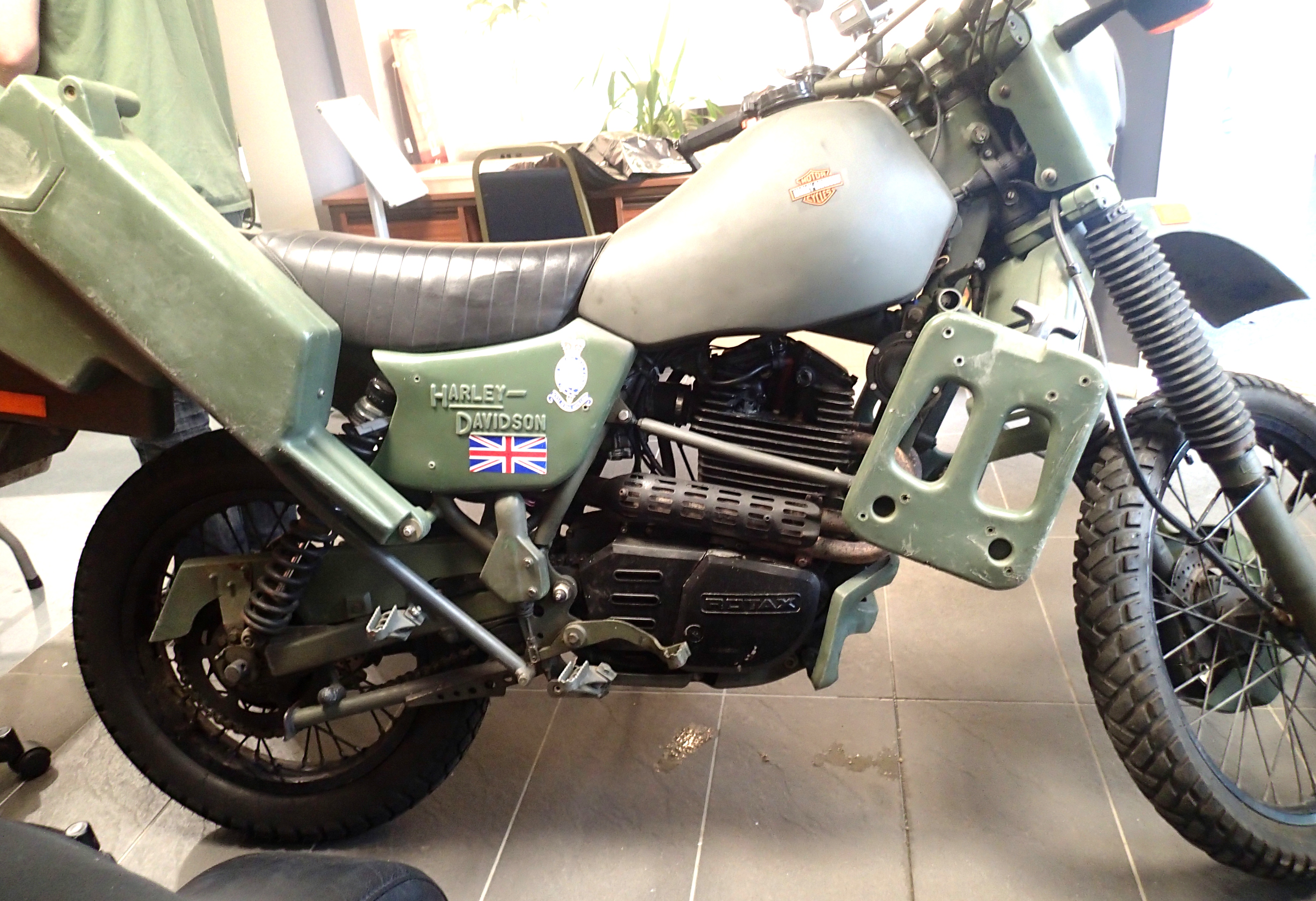 Harley Davidson MT 348CC petrol military motorbike, complete with side compartment for a SA80 and