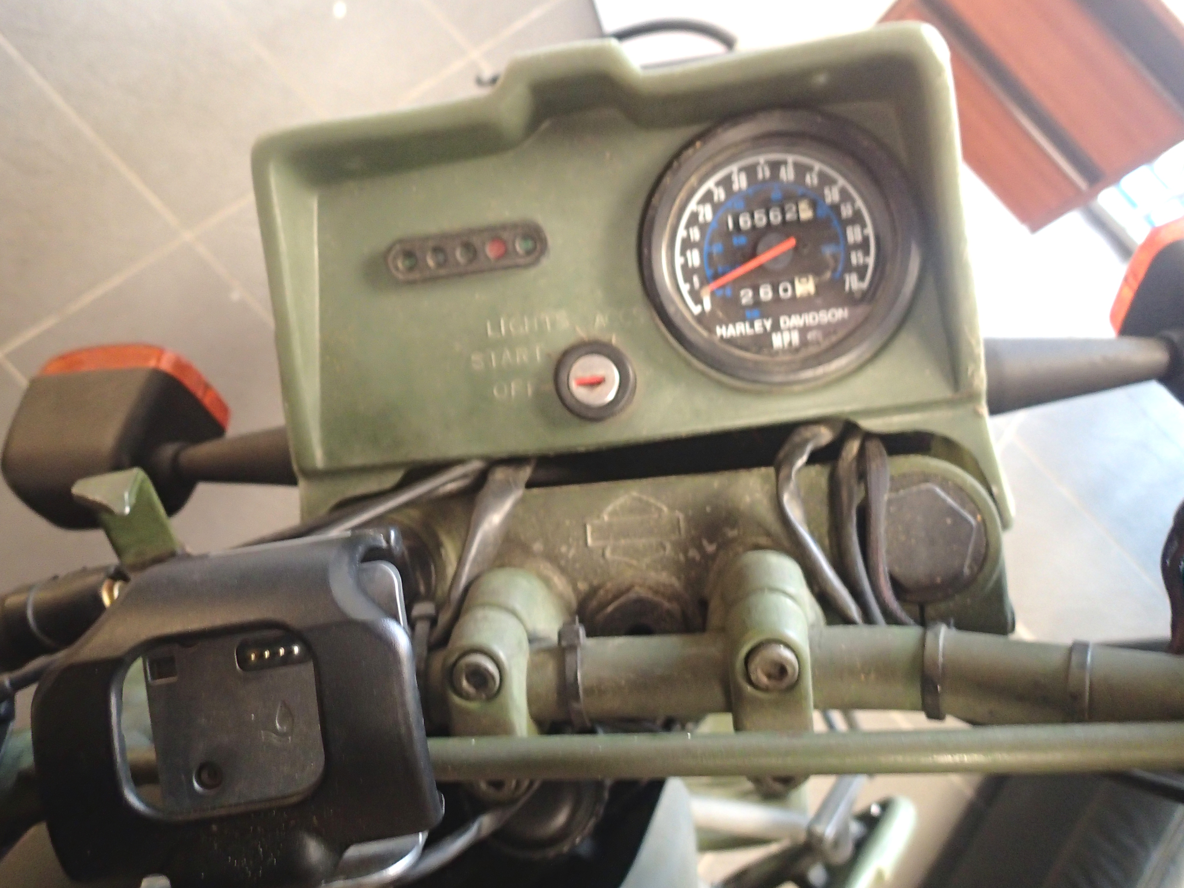 Harley Davidson MT 348CC petrol military motorbike, complete with side compartment for a SA80 and - Image 4 of 8