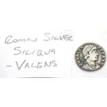 Roman silver Siliqua Valens. P&P Group 1 (£14+VAT for the first lot and £1+VAT for subsequent lots)