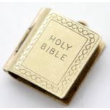 Vintage 9ct gold Holy Bible charm, H: 15 mm, 2.6g. P&P Group 1 (£14+VAT for the first lot and £1+VAT