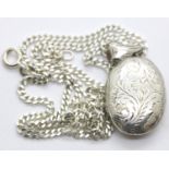 Sterling silver locket with silver chain 11g P&P Group 1 (£14+VAT for the first lot and £1+VAT for