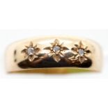 Antique 15ct gold three stone diamond Gypsy ring, size M/N, 1.4g. P&P Group 1 (£14+VAT for the first