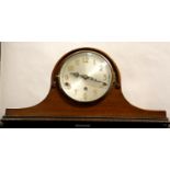 Westminster chiming mahogany cased clock, H: 23 cm. P&P Group 3 (£25+VAT for the first lot and £5+