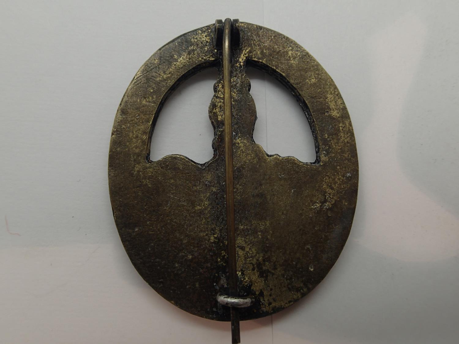 WWII German type anti partisan badge. P&P Group 1 (£14+VAT for the first lot and £1+VAT for - Image 3 of 5