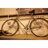 Raleigh Esquire three speed bike with 23" frame. This lot is not available for in-house P&P.