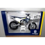 Sun Import 1.12 Scale Husqvarna 450cc Motocross Bike. P&P Group 1 (£14+VAT for the first lot and £