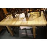 Pine farmhouse kitchen extending table with two drop-in leaves, L: 115 cm extends to 141 cm. This