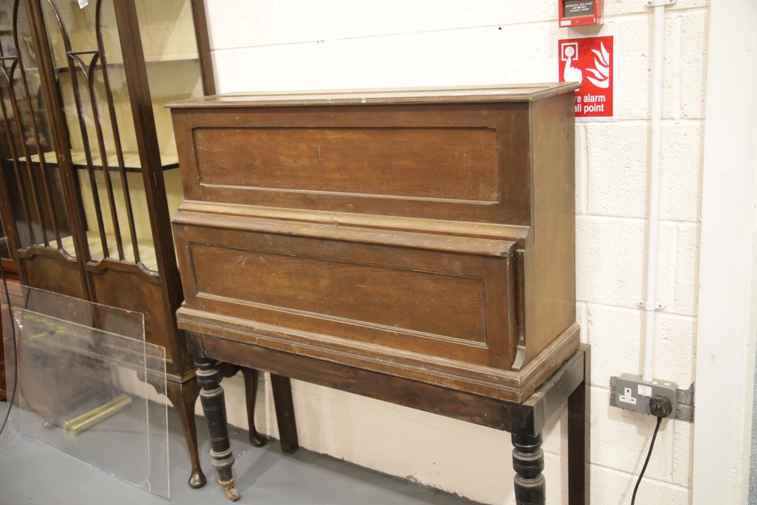 Victorian Patent portable piano by Cramer & Co., London. W: 110 cm x 34 cm depth. H: 125 cm. This