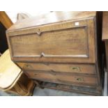 Early 20thC oak bureau with drop front drawers with cabin handles and barley twist legs, 90 x 42 x