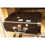 Portable ION turntable in the form of a briefcase. P&P Group 3 (£25+VAT for the first lot and £5+VAT